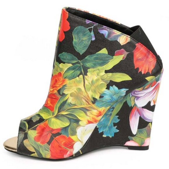 Miss L Victorian Floral Peep Toe Wedges - Picture 6 of 7